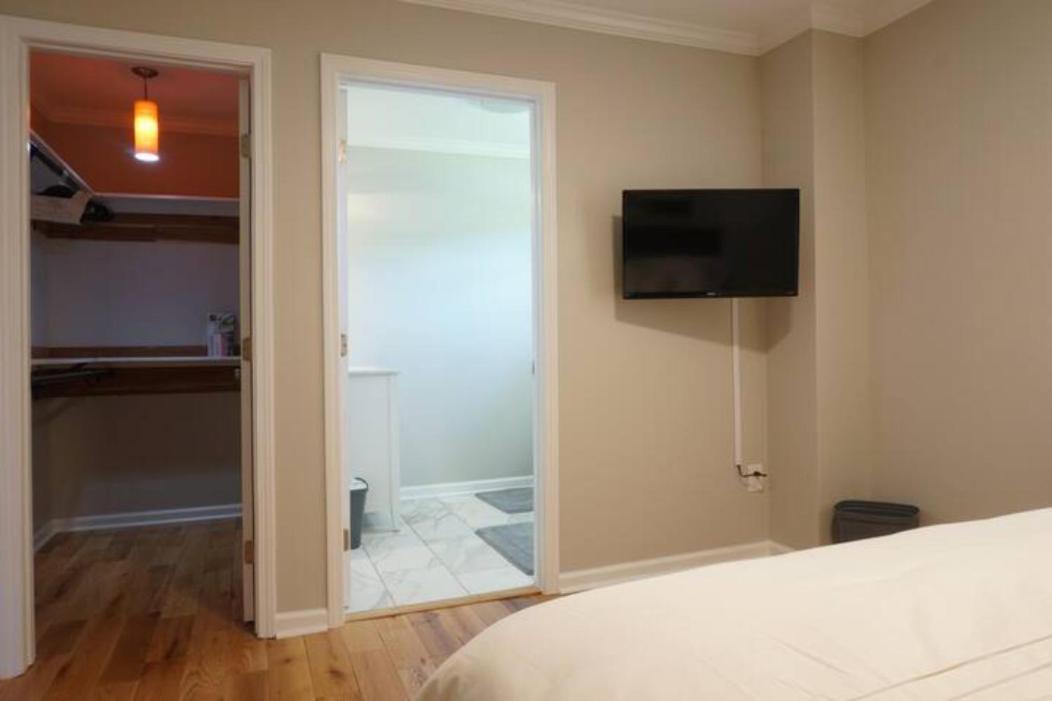 Atlanta Unit 2 Room 2 - Peaceful Weekend Getaway Private Bedroom & Bathroom Exterior foto